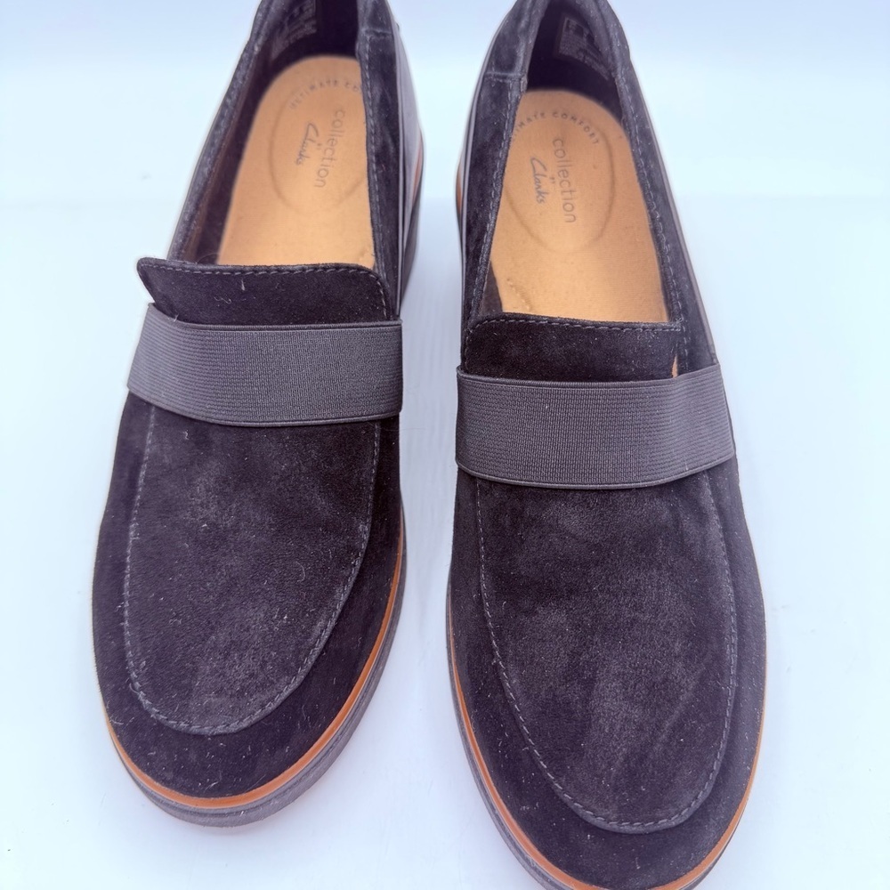 Clarks Black Suede Wedge Loafers with Tan Accent - Picture 3 of 7